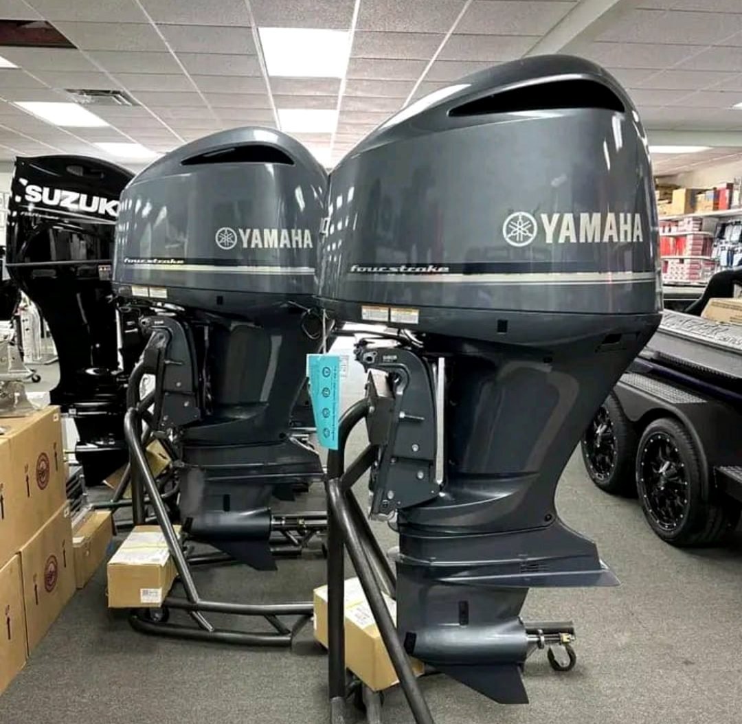 New 2023 Yamaha F300XA & LF300XA 300 HP Twin Pair — Full Accessories — photo 1