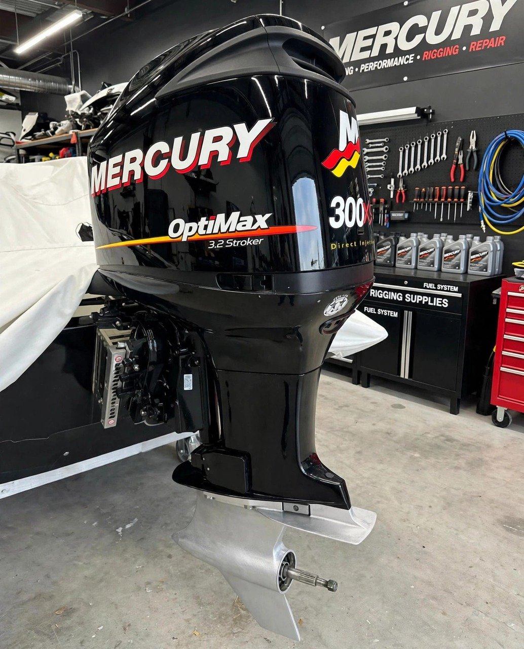 Mercury Racing 300XS outboard motor, actual photos — view 3