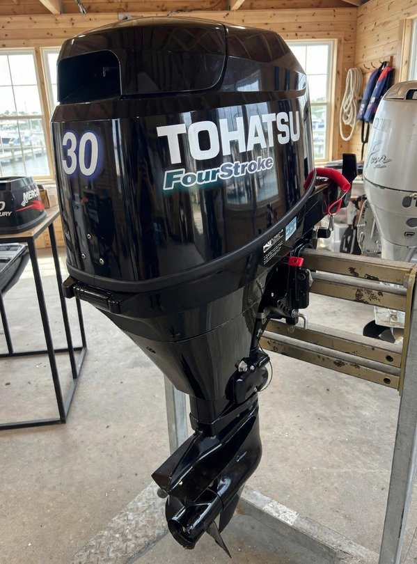 Used Tohatsu 30HP EFI FourStroke tiller outboard motor, actual photos — second view