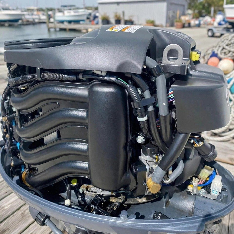 2017 Yamaha F70LA 70HP four-stroke outboard motor, actual photos — view 3