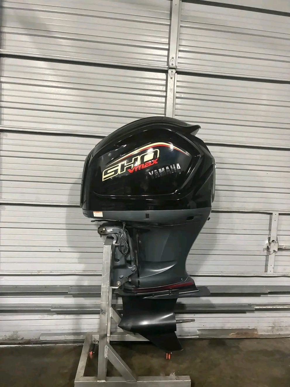 2021 Yamaha VF250 VMAX SHO 250HP outboard motor — starboard side, actual unit