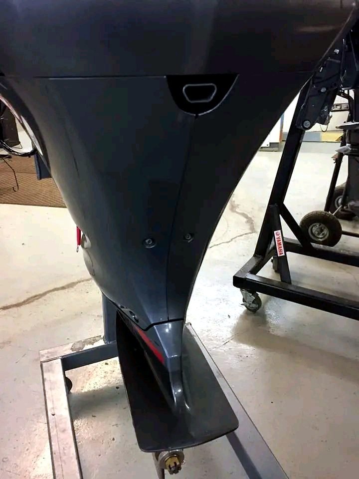 Used 2025 Yamaha VF225 LA V MAX SHO 225 HP Outboard Motor — photo 5